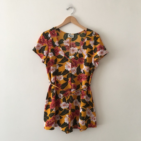 Show Me Your MuMu Dresses & Skirts - NWT Show Me Your MuMu Floral Romper